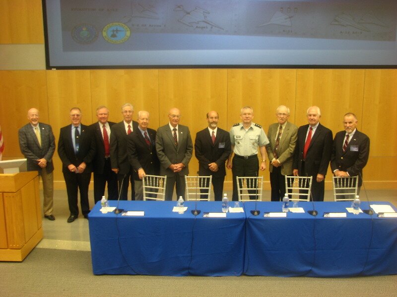 NVAHOF Director Barnes second from left, panelists meet DIA Director Burgess